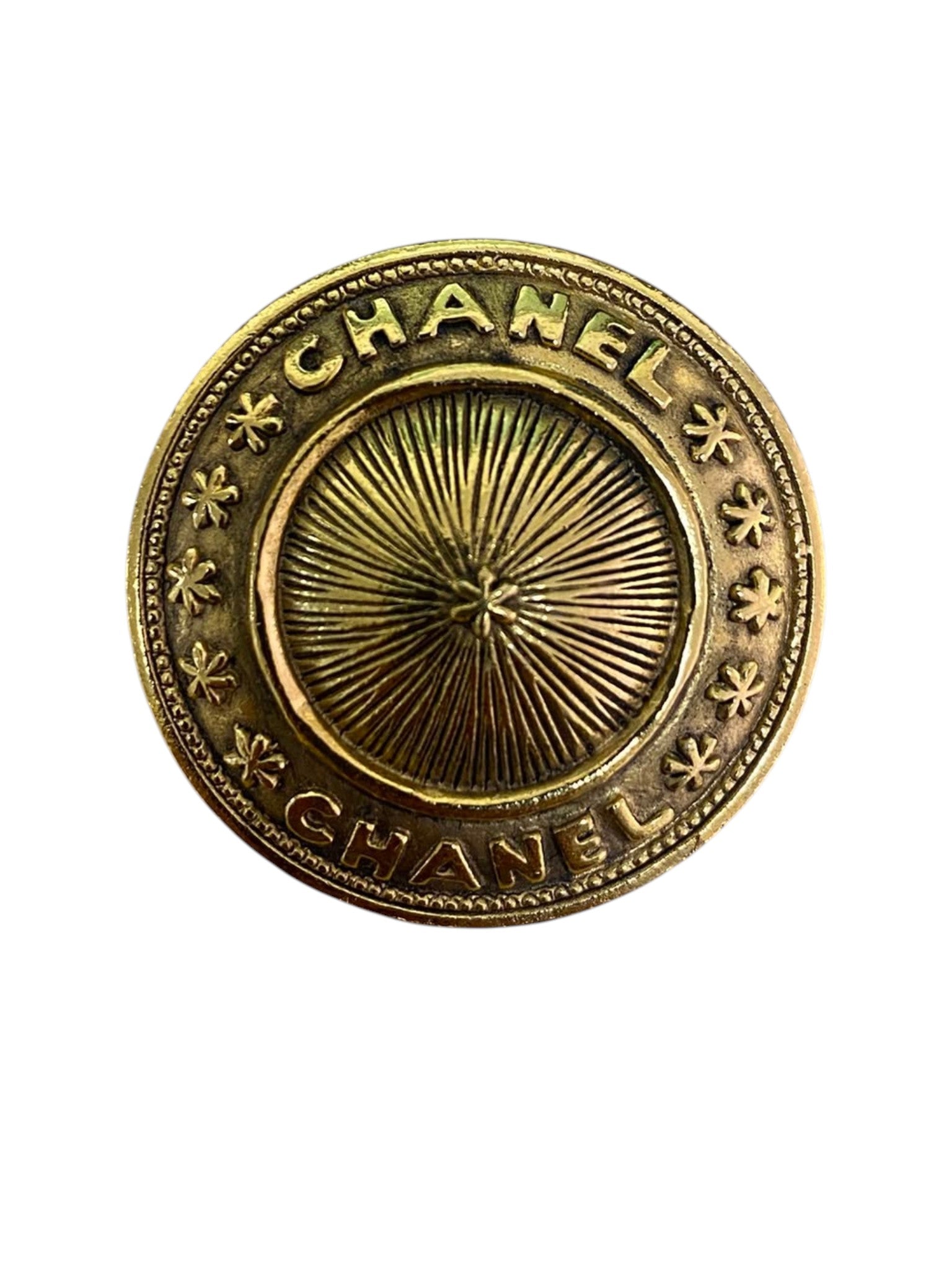 Chanel Round Fantasy Brooch with CC Logo in Gold Plating (1970-1980)