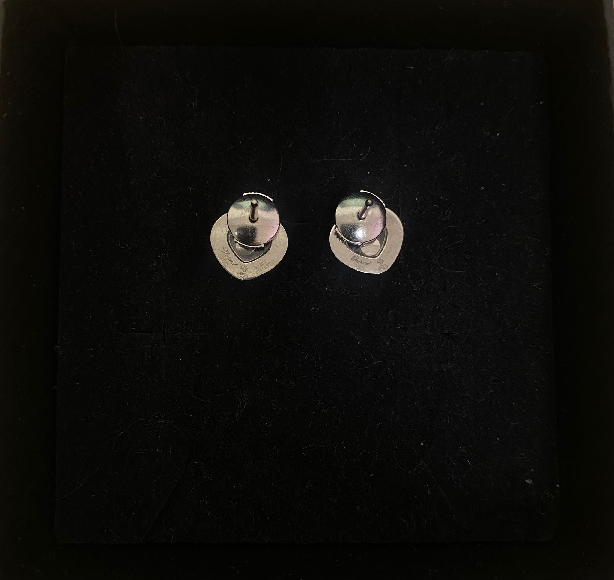 Chopard Happy Diamonds Heart earrings in 18K white gold