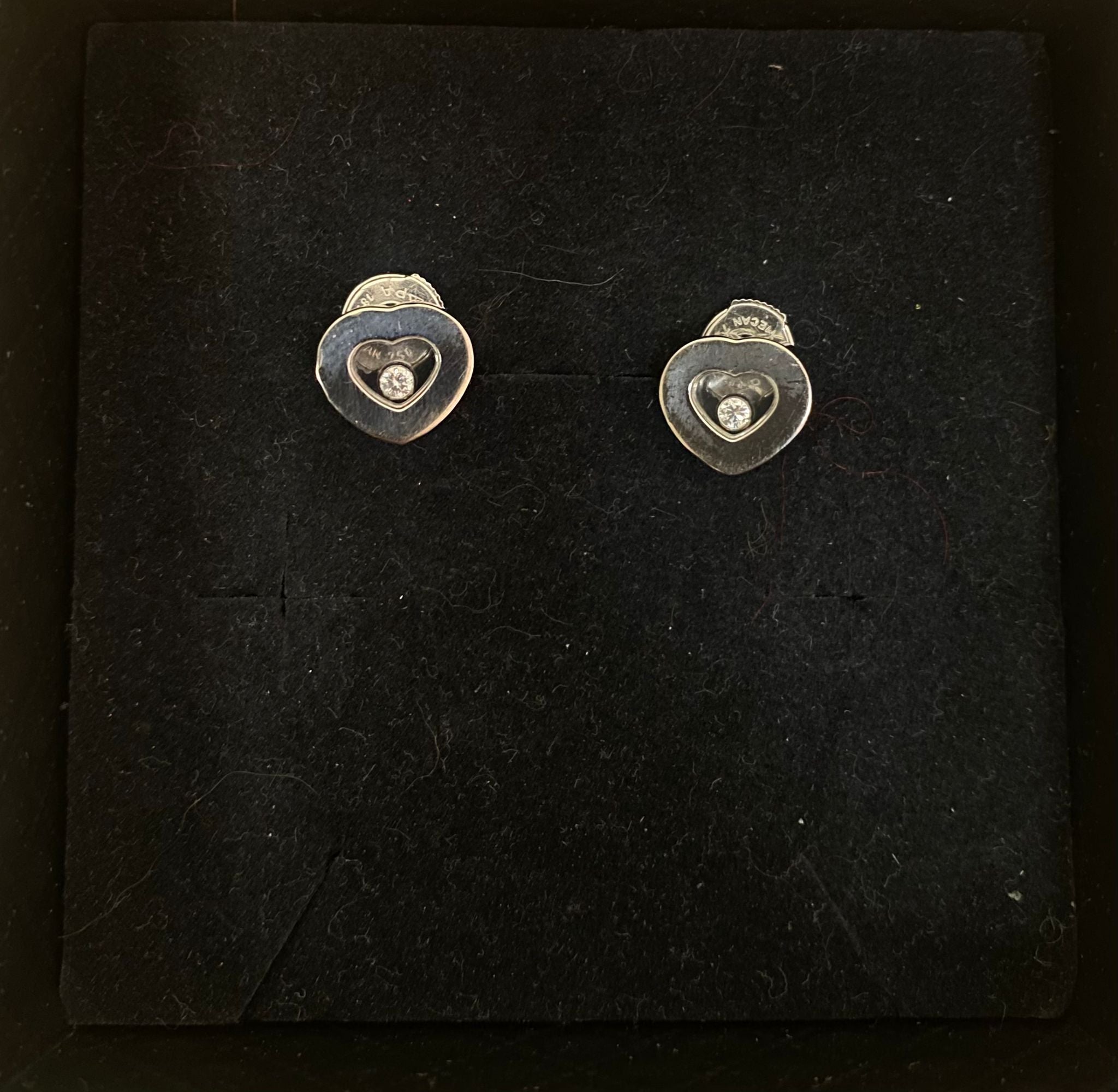 Chopard Happy Diamonds Heart earrings in 18K white gold