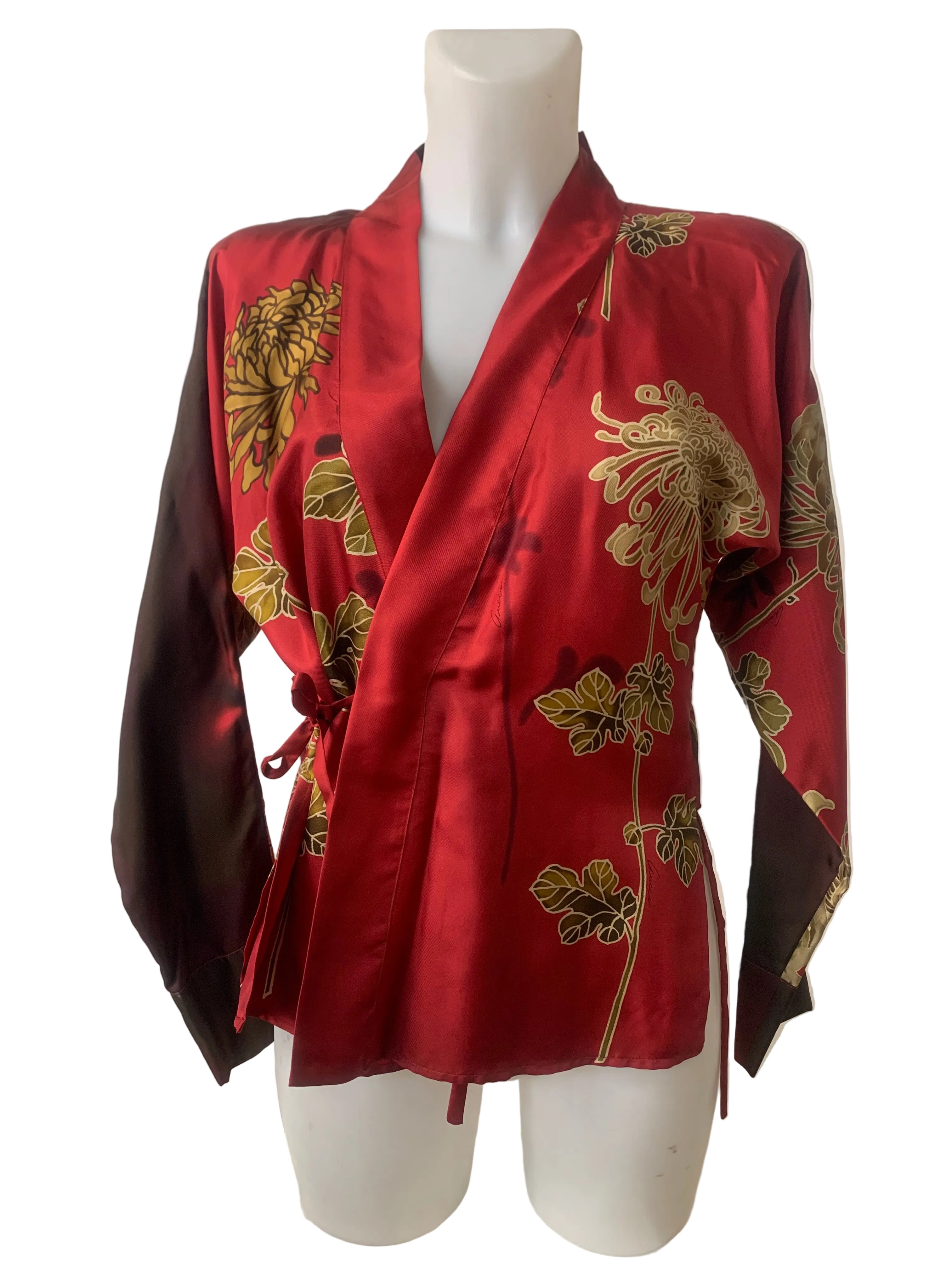 Gucci by Tom Ford – Printed Silk Wrap Kimono Jacket
Spring/Summer 2003 Collection