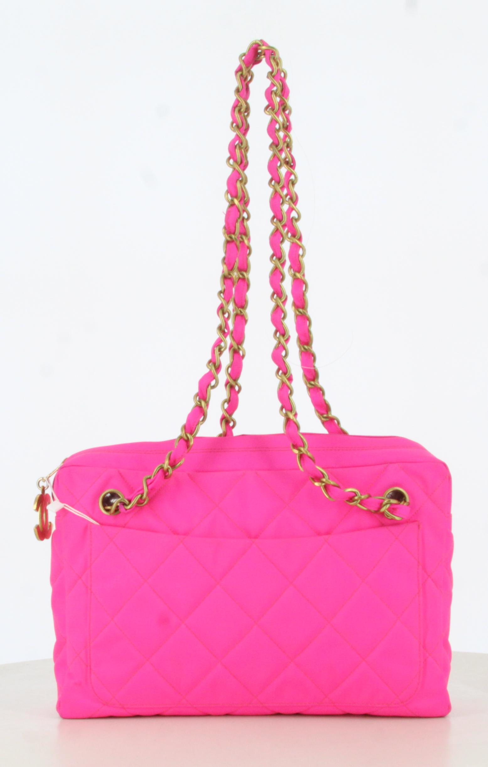 1991-1993 Chanel Pink Shoulder Bag