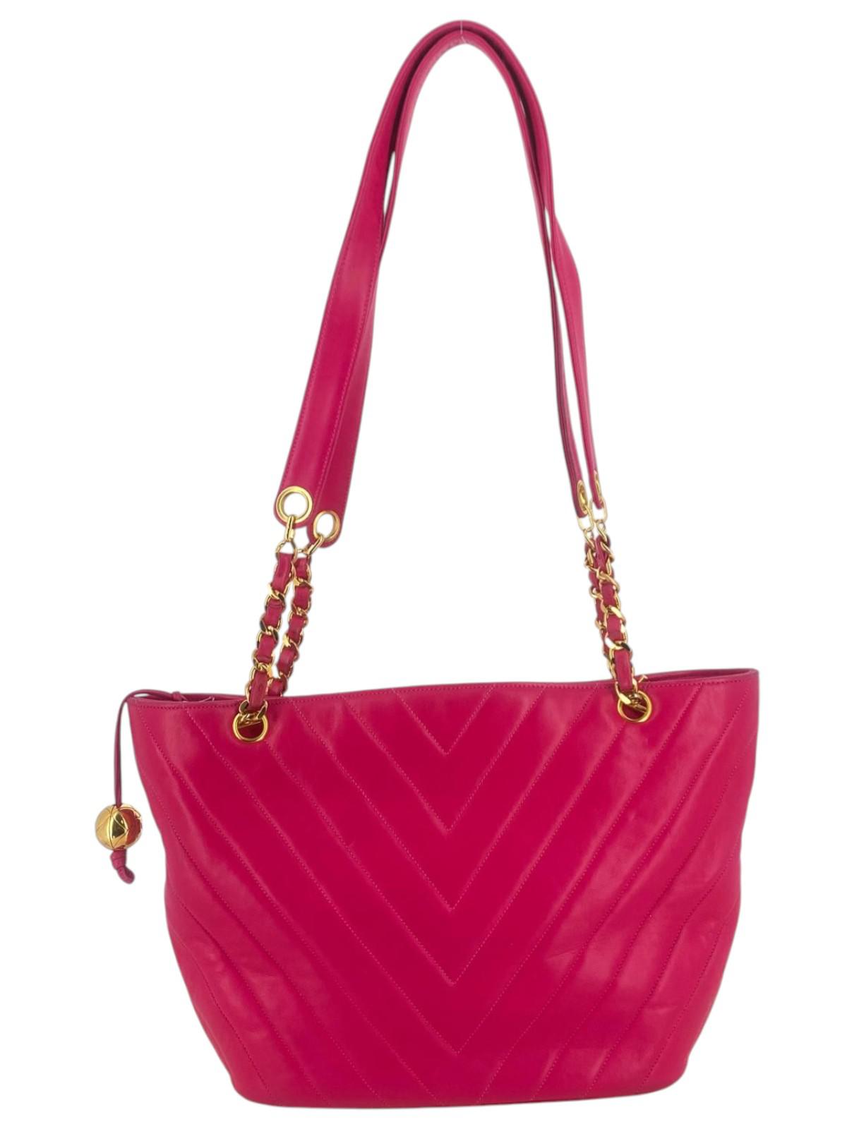 Chanel 1991-1992 Chevron Lambskin Tote