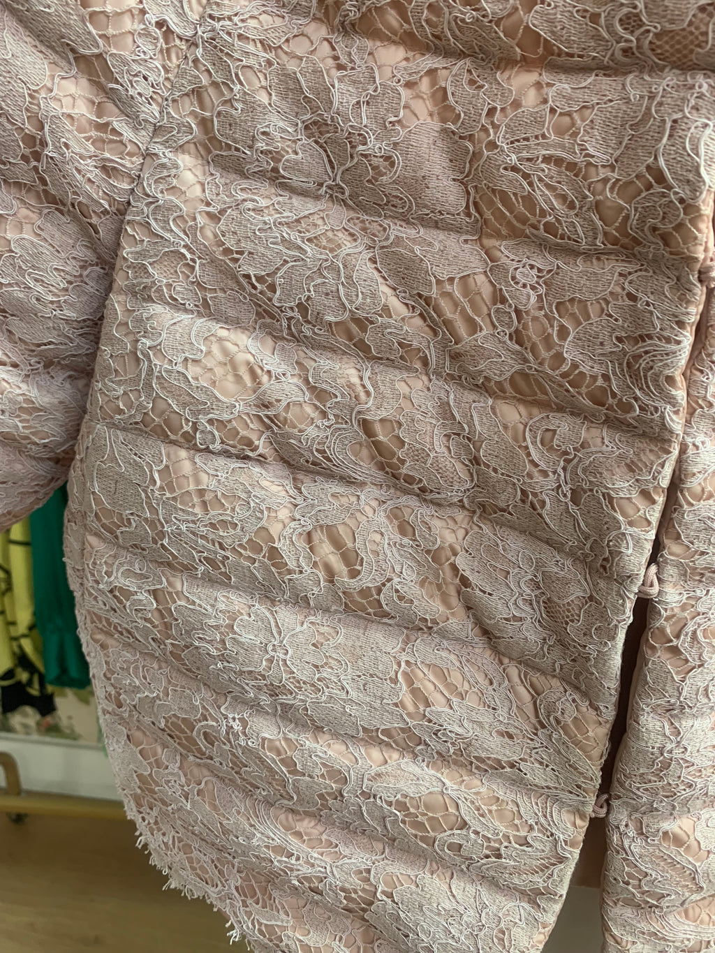 Valentino – Floral Jacquard Cropped Jacket
