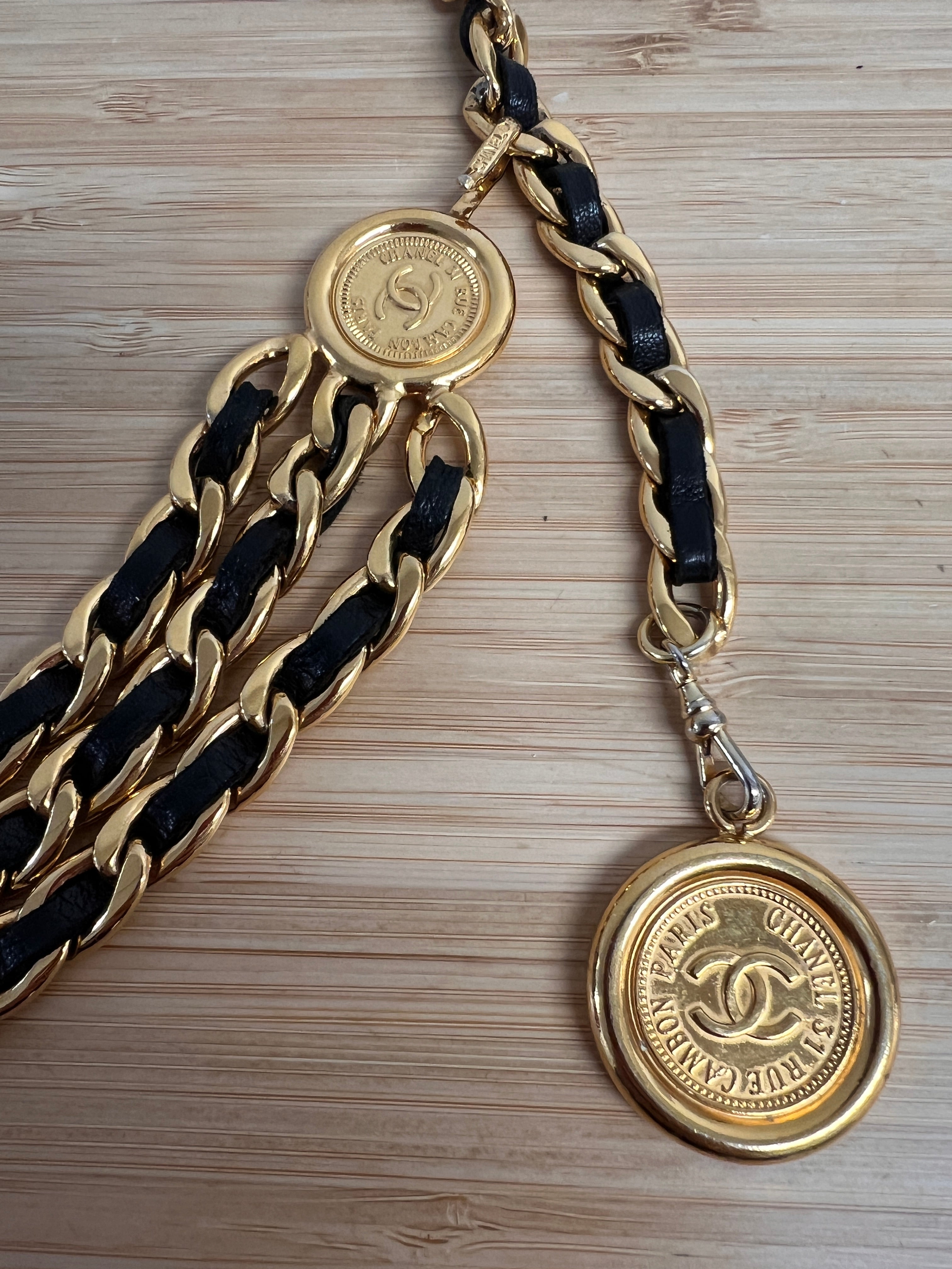 Chanel 90's gold plated chain belt