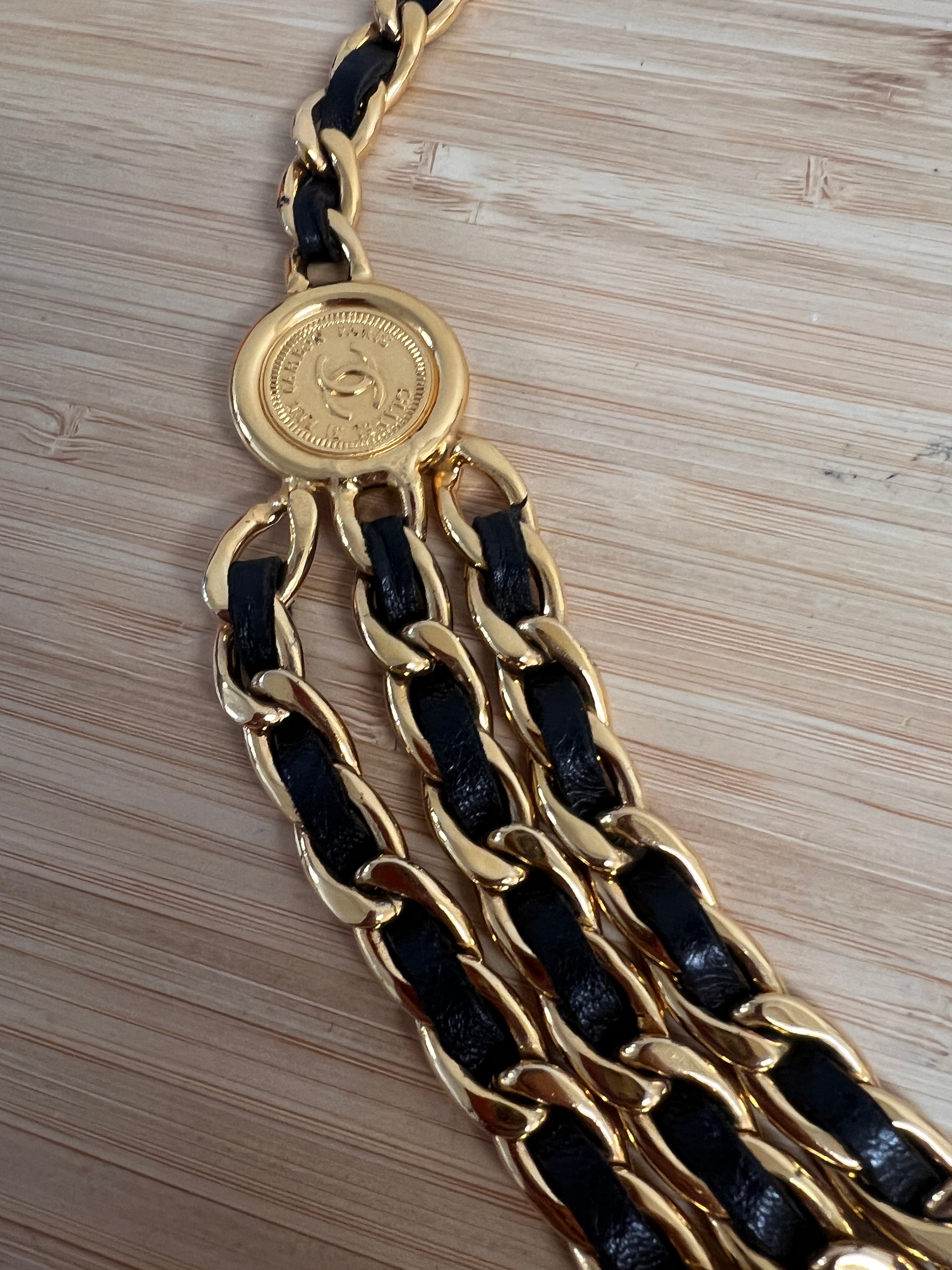 Chanel 90's gold plated chain belt