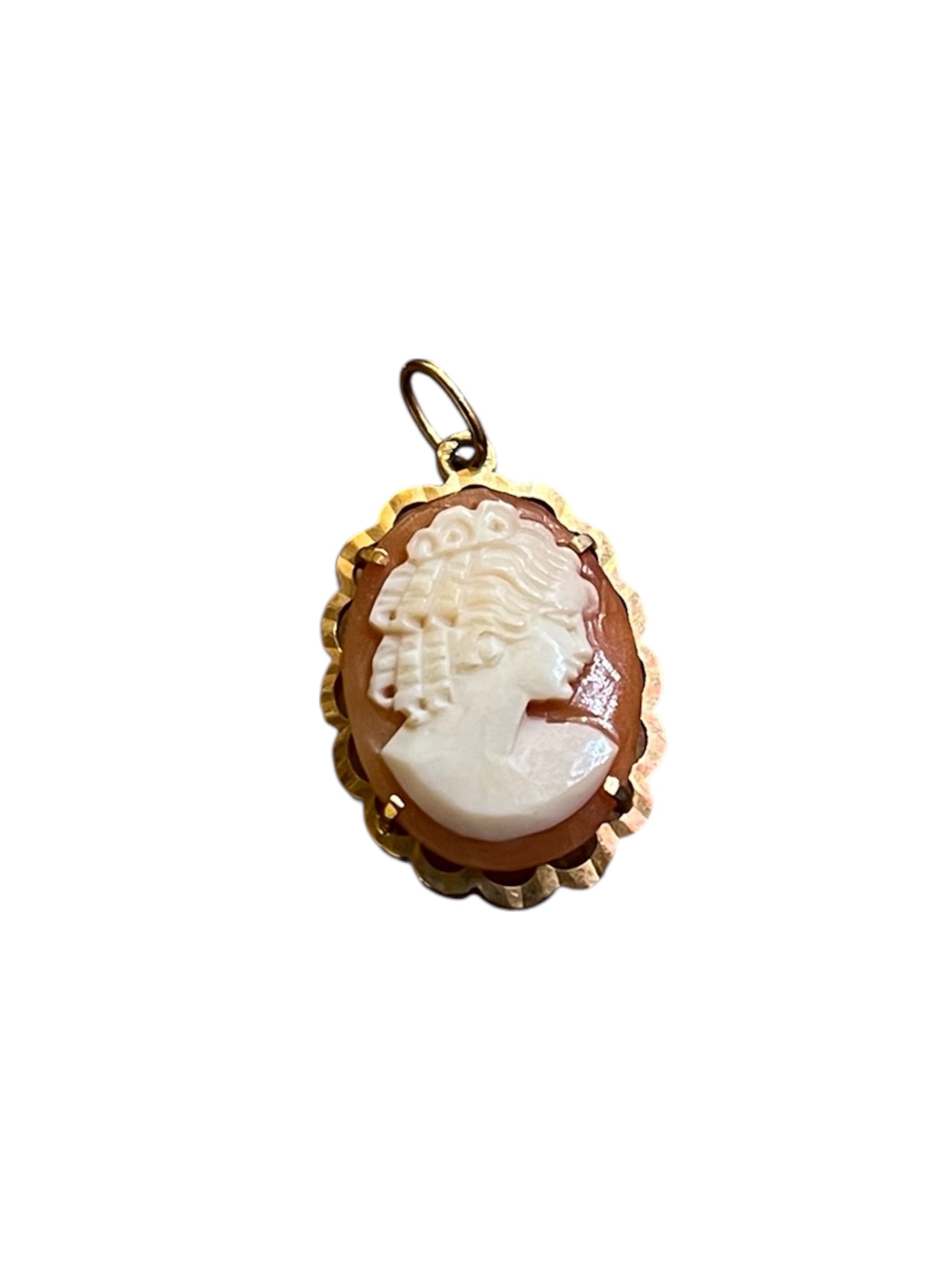 18K yellow gold pendant