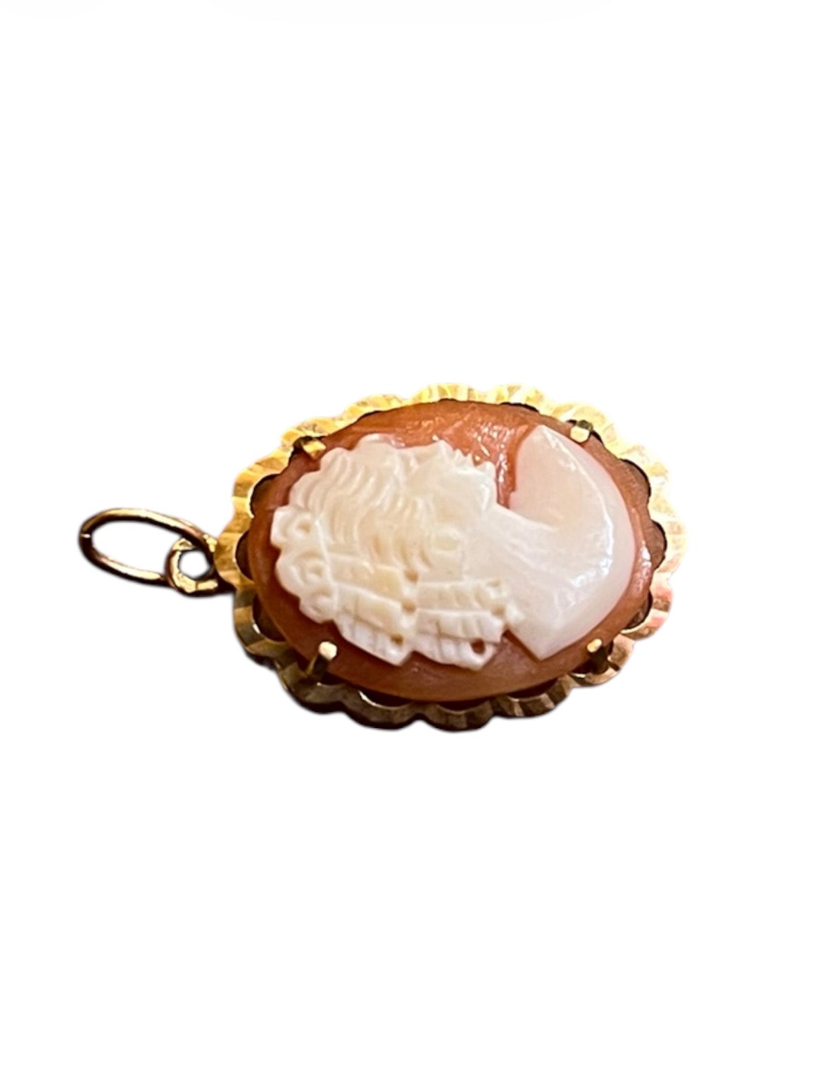 18K yellow gold pendant