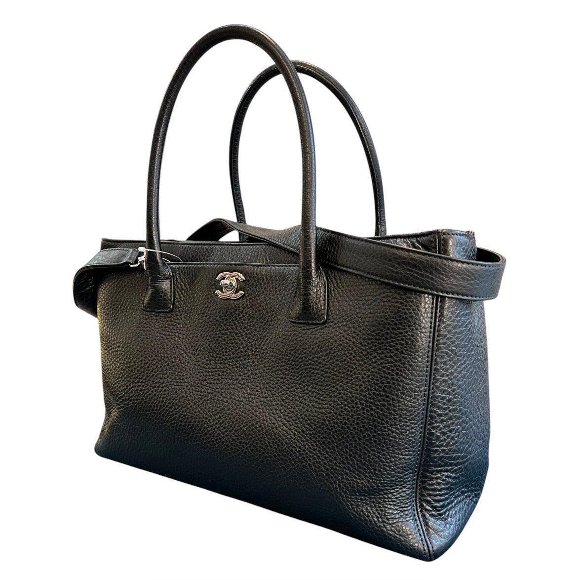2014 Chanel Medium Calfskin Executive Cerf Tote
