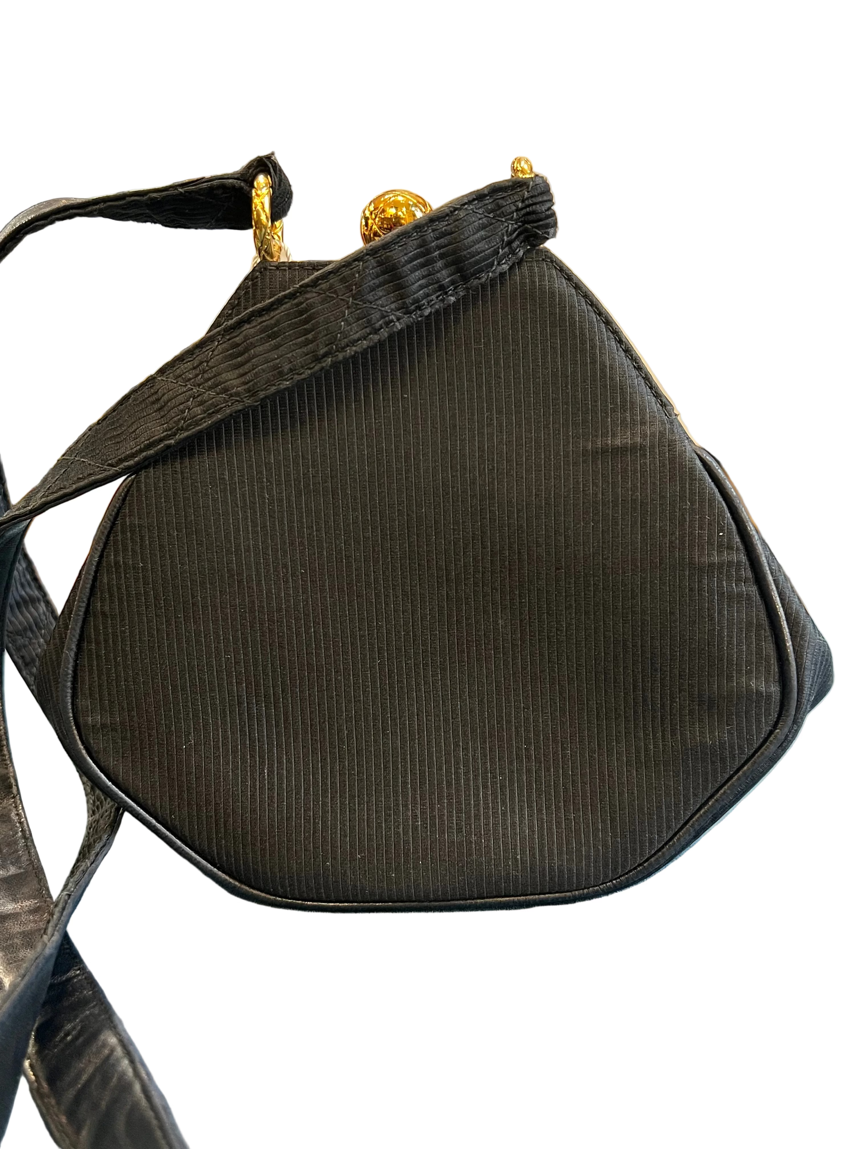 1992 Chanel CC Nylon Diamond Stitch Kiss Lock Crossbody Bag