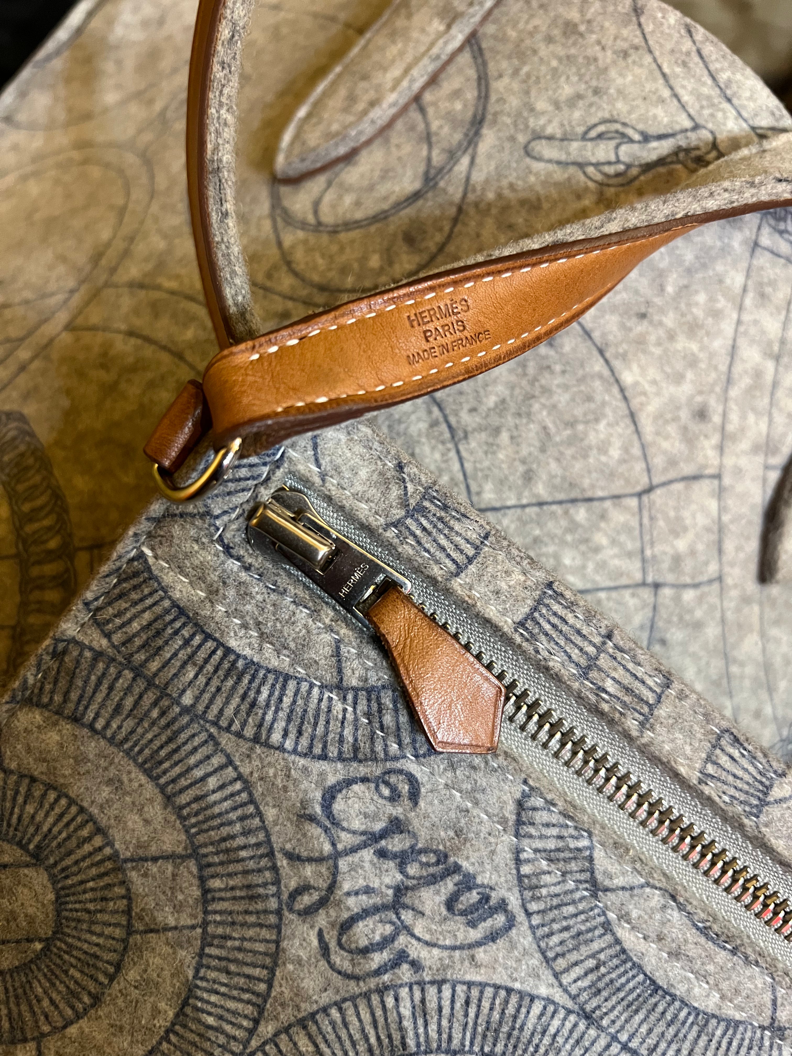 Hermès Felt and Swift Karimi Tote MM Handbag