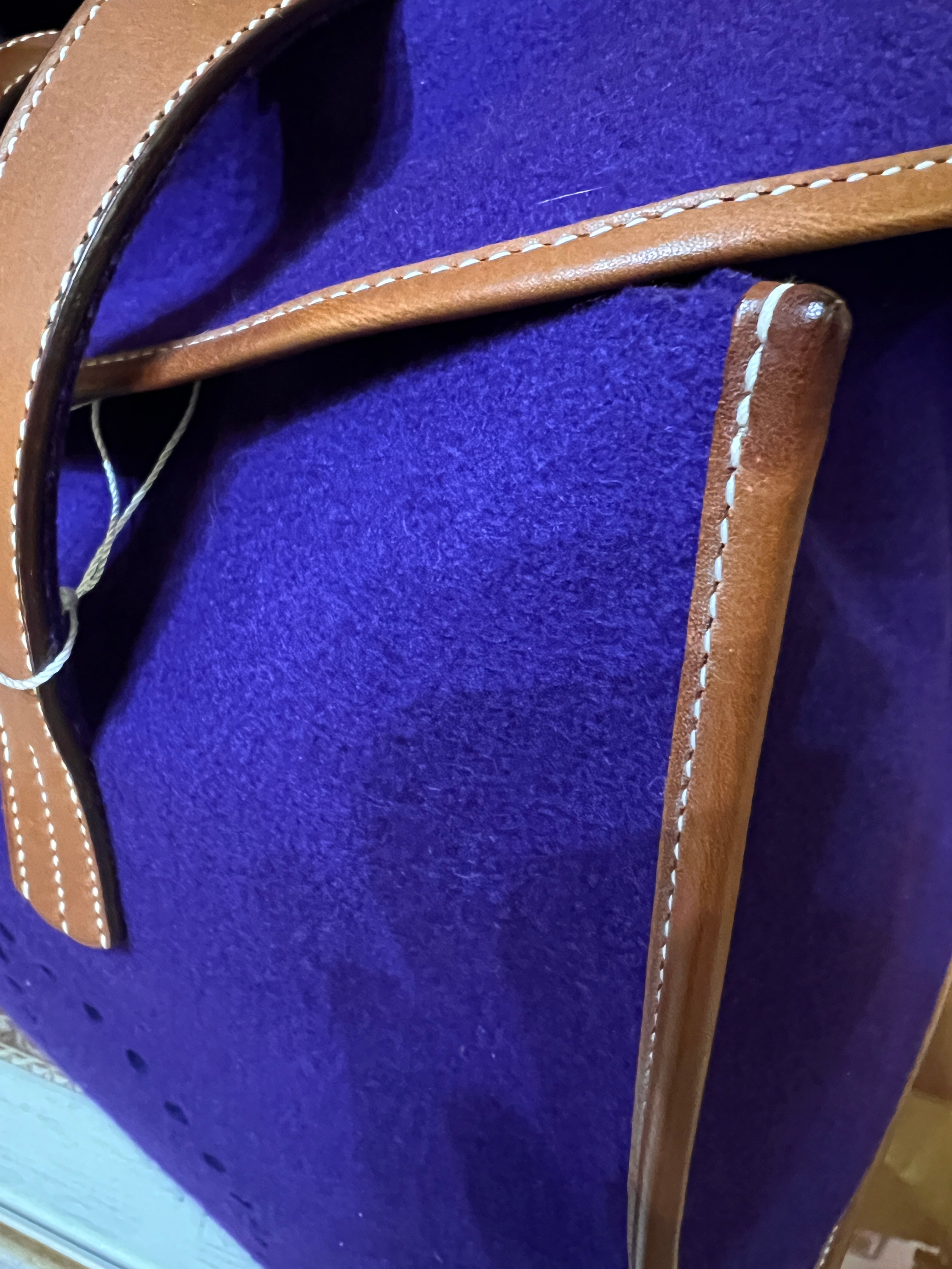 Herrmes Feudou Purple felt bag