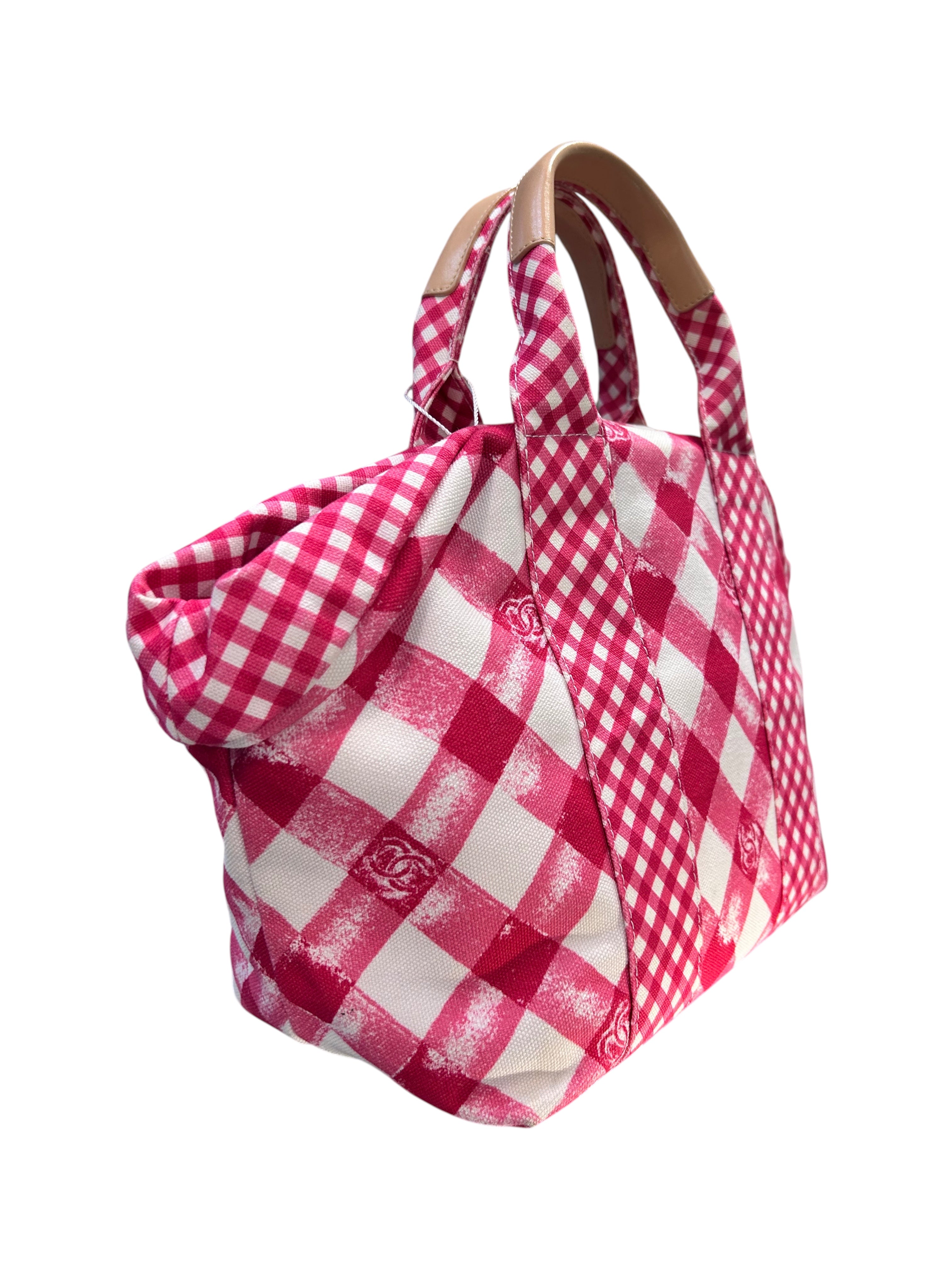 2010 Chanel pink and white fabric bag