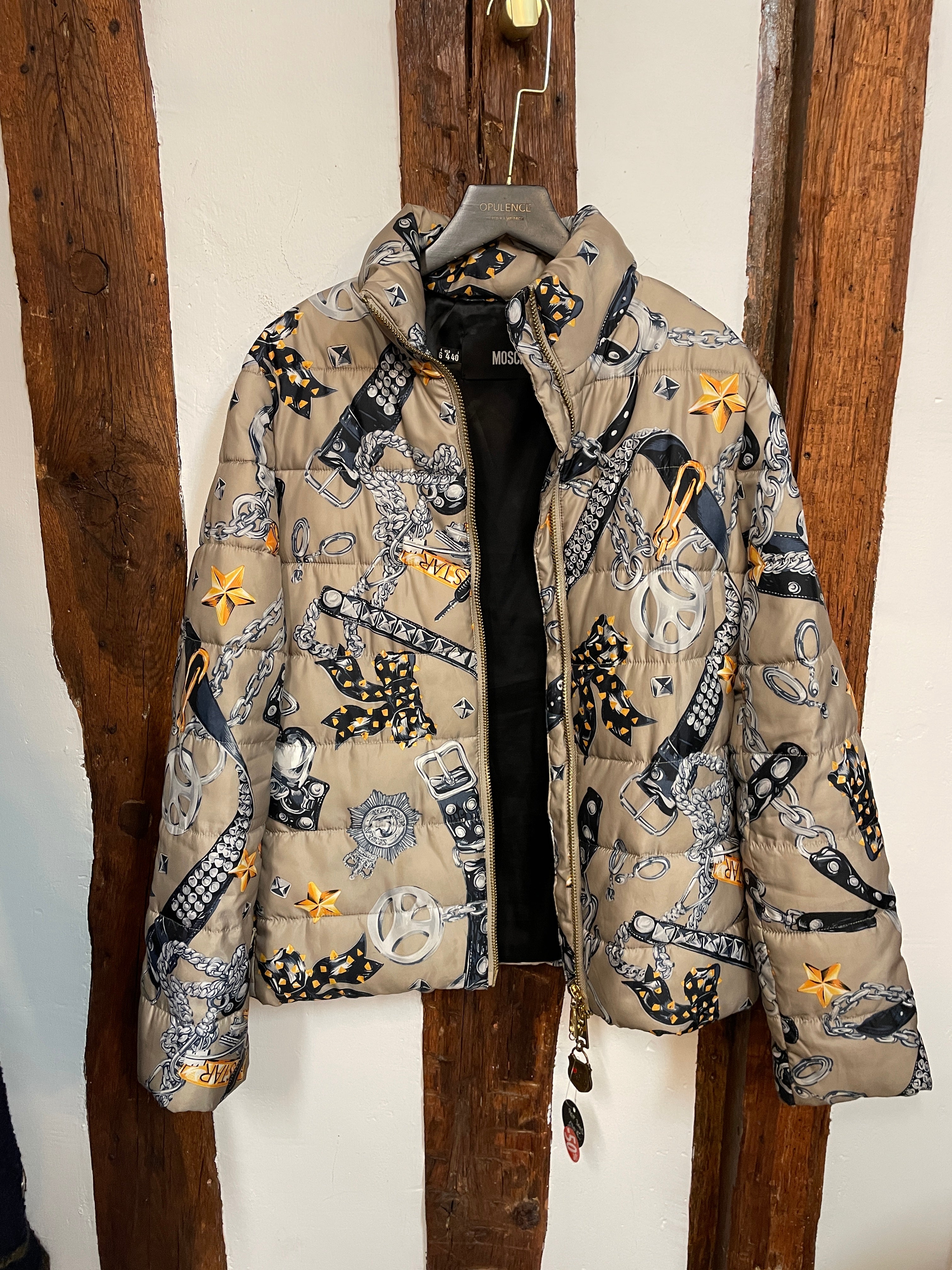 Love Moschino Printed Puffer Jacket Chain Belt Graphic Gold Hardware IT 40
