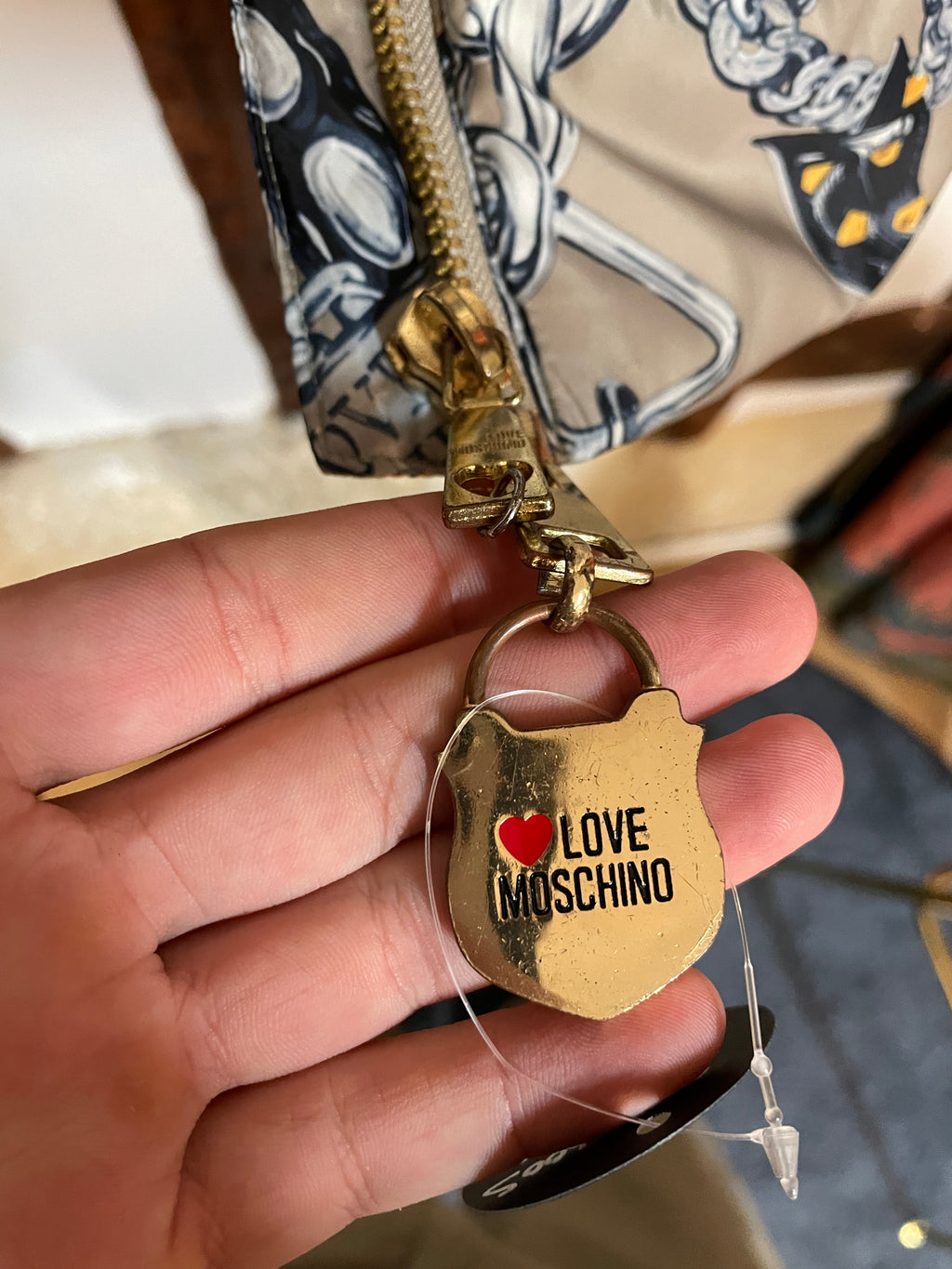 Love Moschino Printed Puffer Jacket Chain Belt Graphic Gold Hardware IT 40