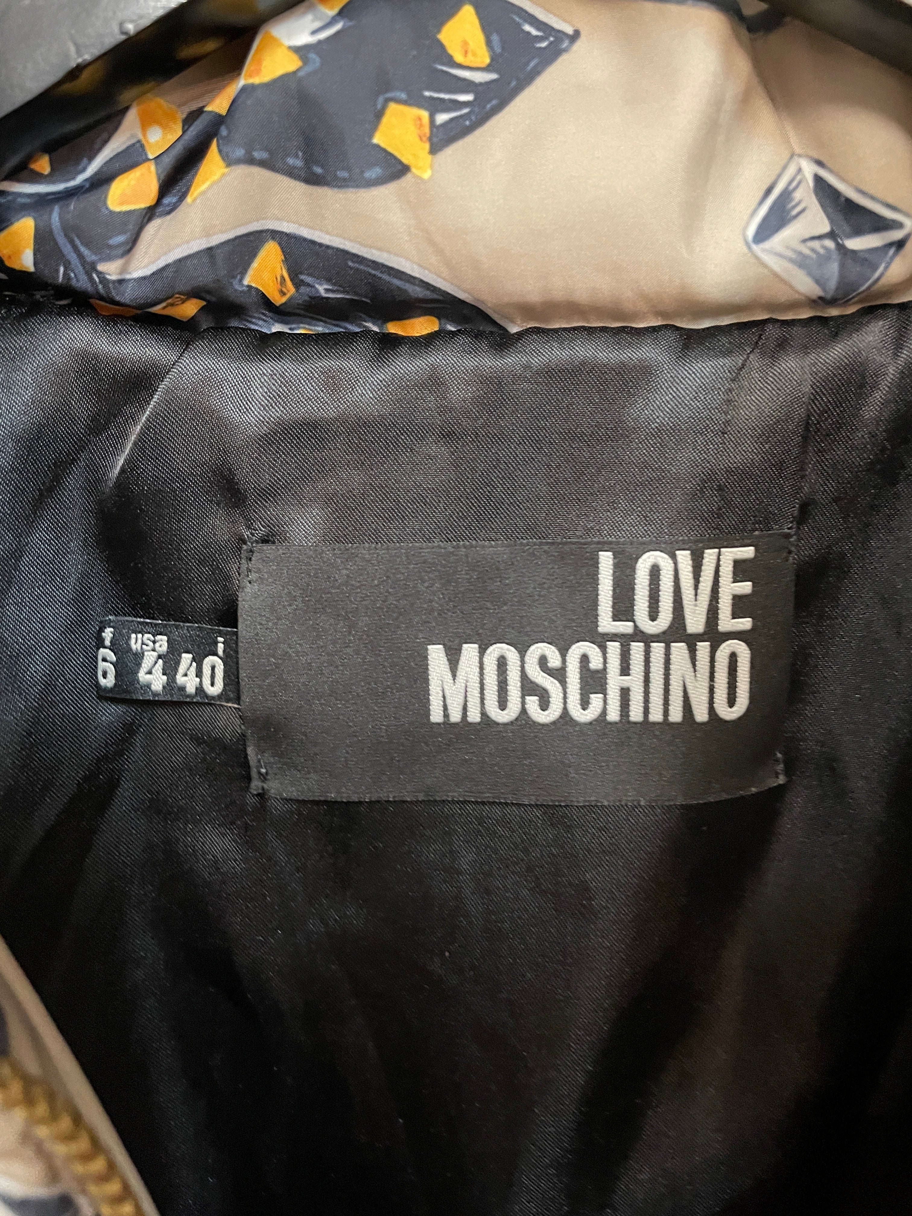 Love Moschino Printed Puffer Jacket Chain Belt Graphic Gold Hardware IT 40