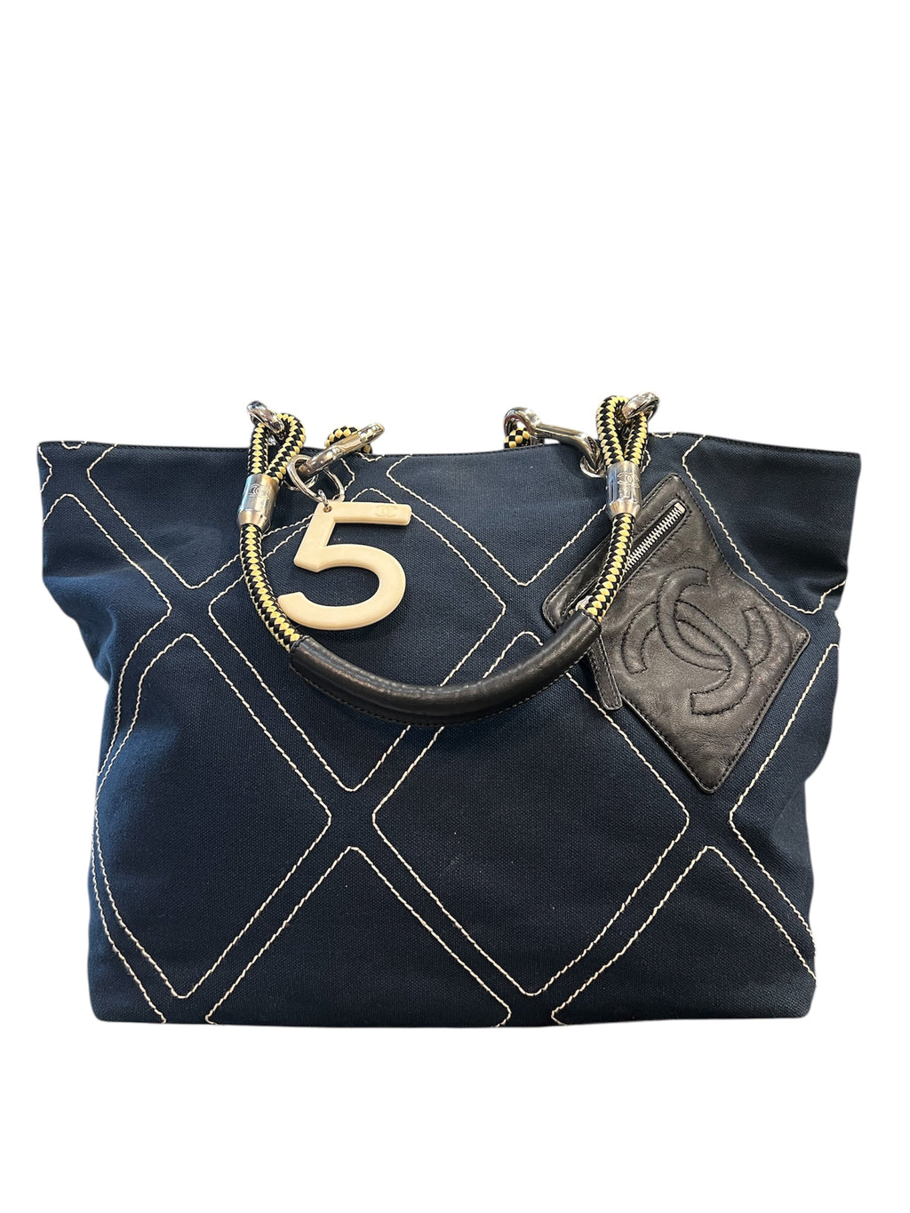 2004 Chanel handbag in midnight blue