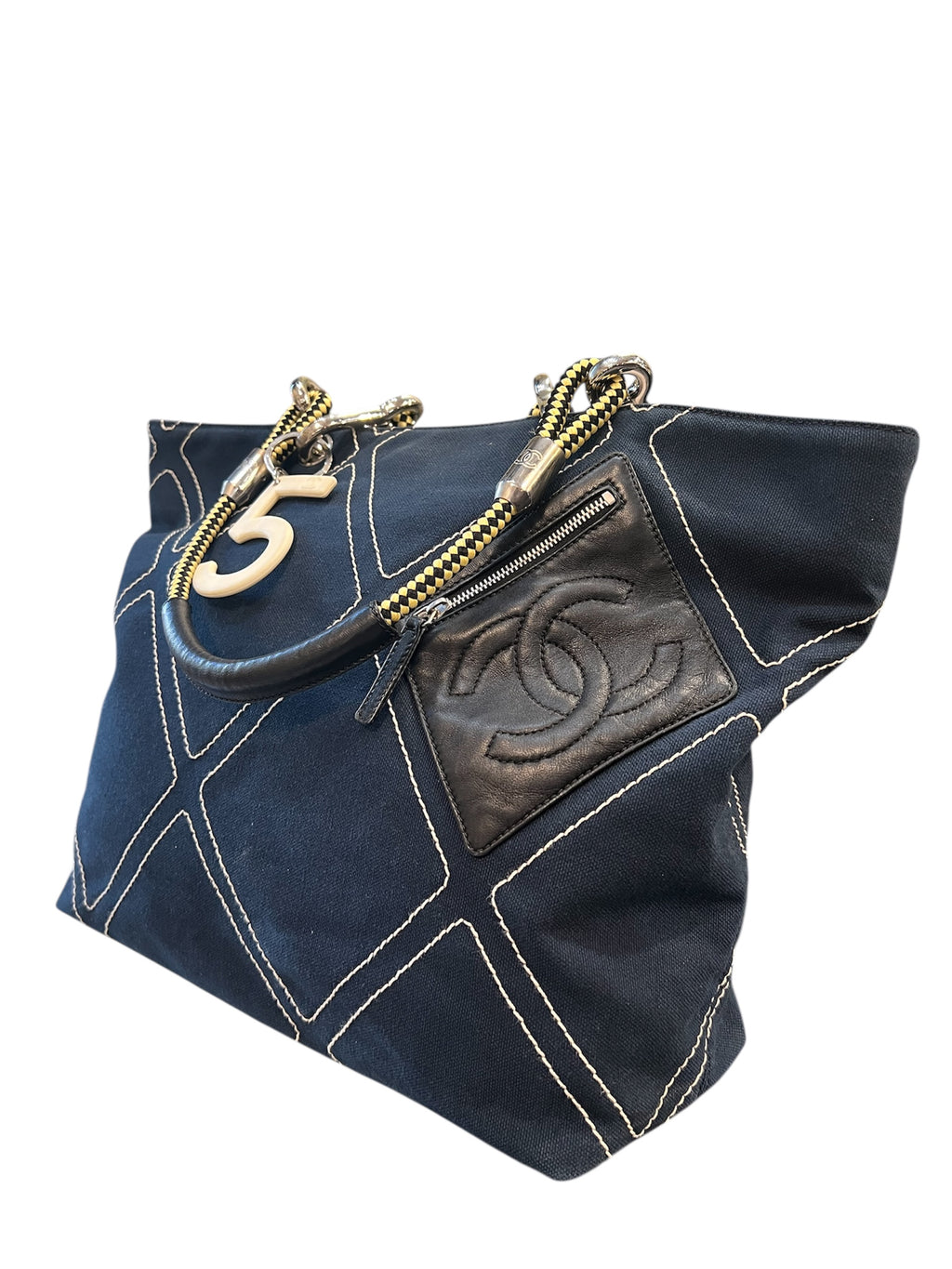 2004 Chanel handbag in midnight blue