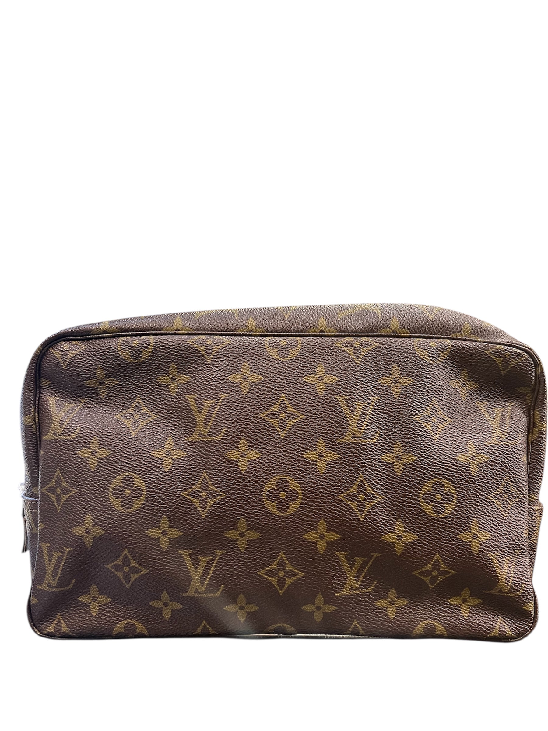 1982 Louis Vuitton monogram canvas clutch