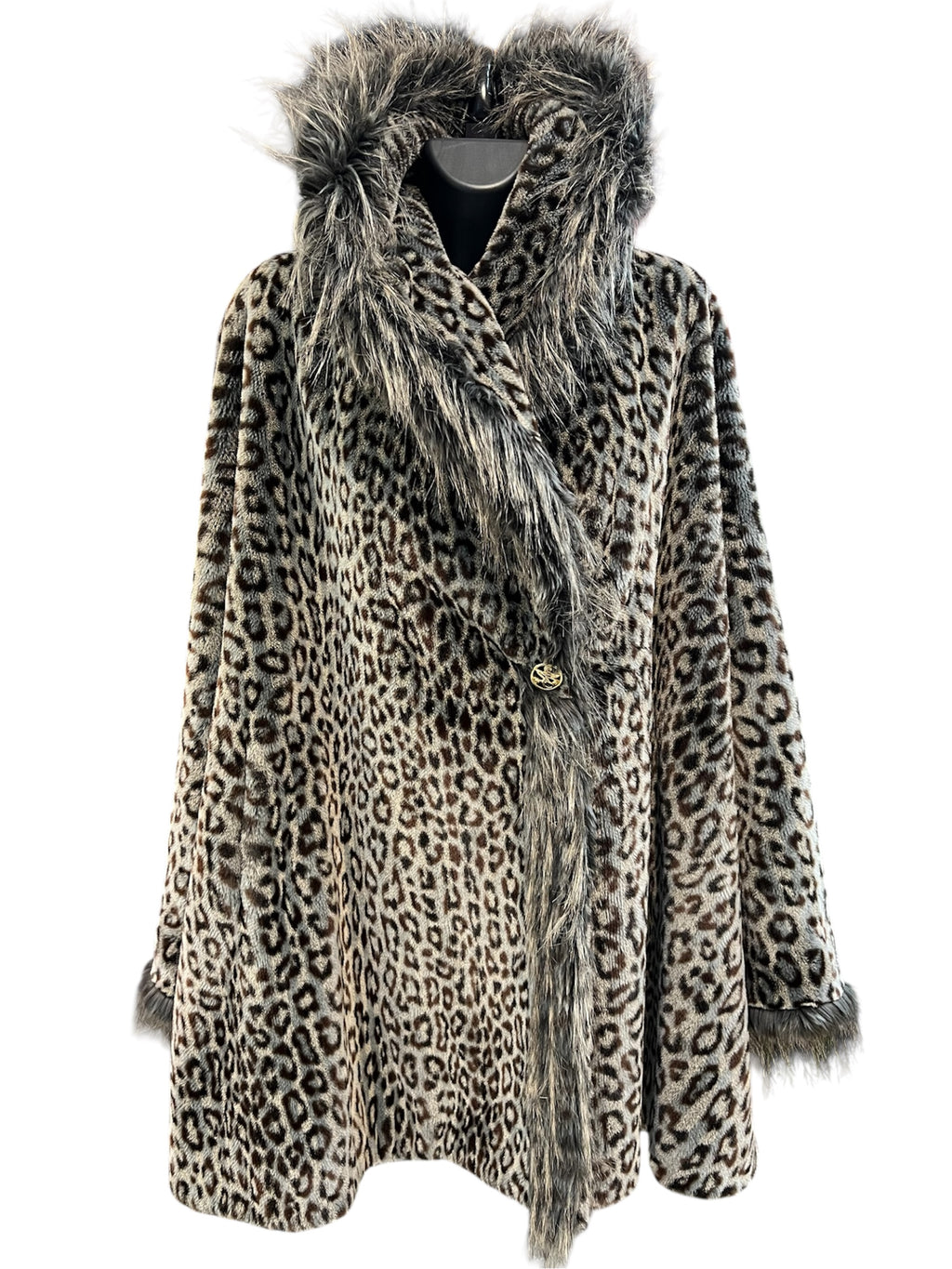 Nina Ricci fake  leopard fur coat