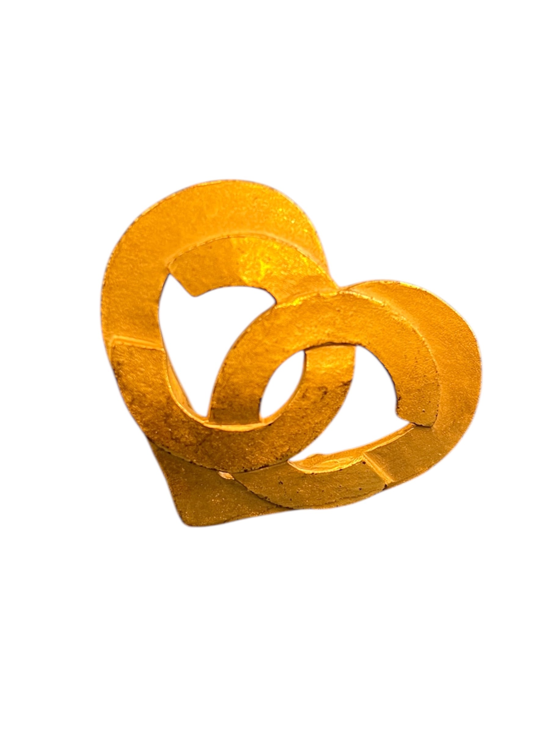Chanel Heart Brooch in Gold