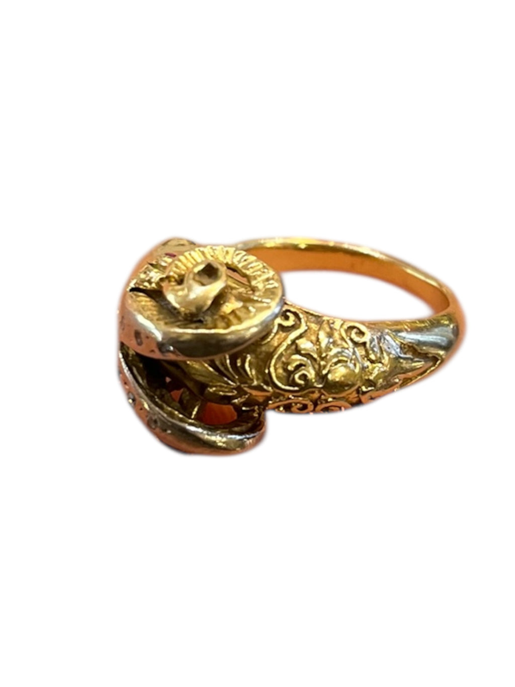 Open-band ring featuring a striking ram's