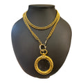 Chanel 'Loupe' necklace in gold
