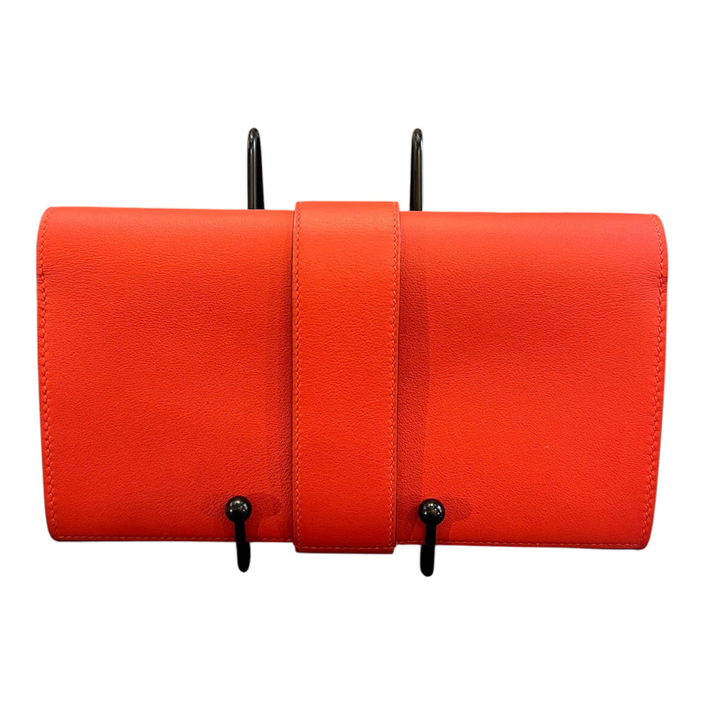Hermès Tadelakt Medor Clutch 23