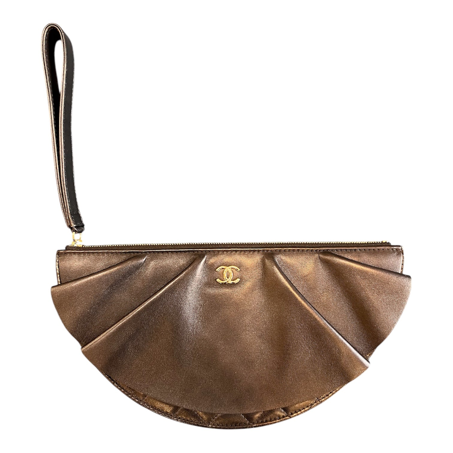 2019 Chanel Quilted Lambskin Wave Clutch