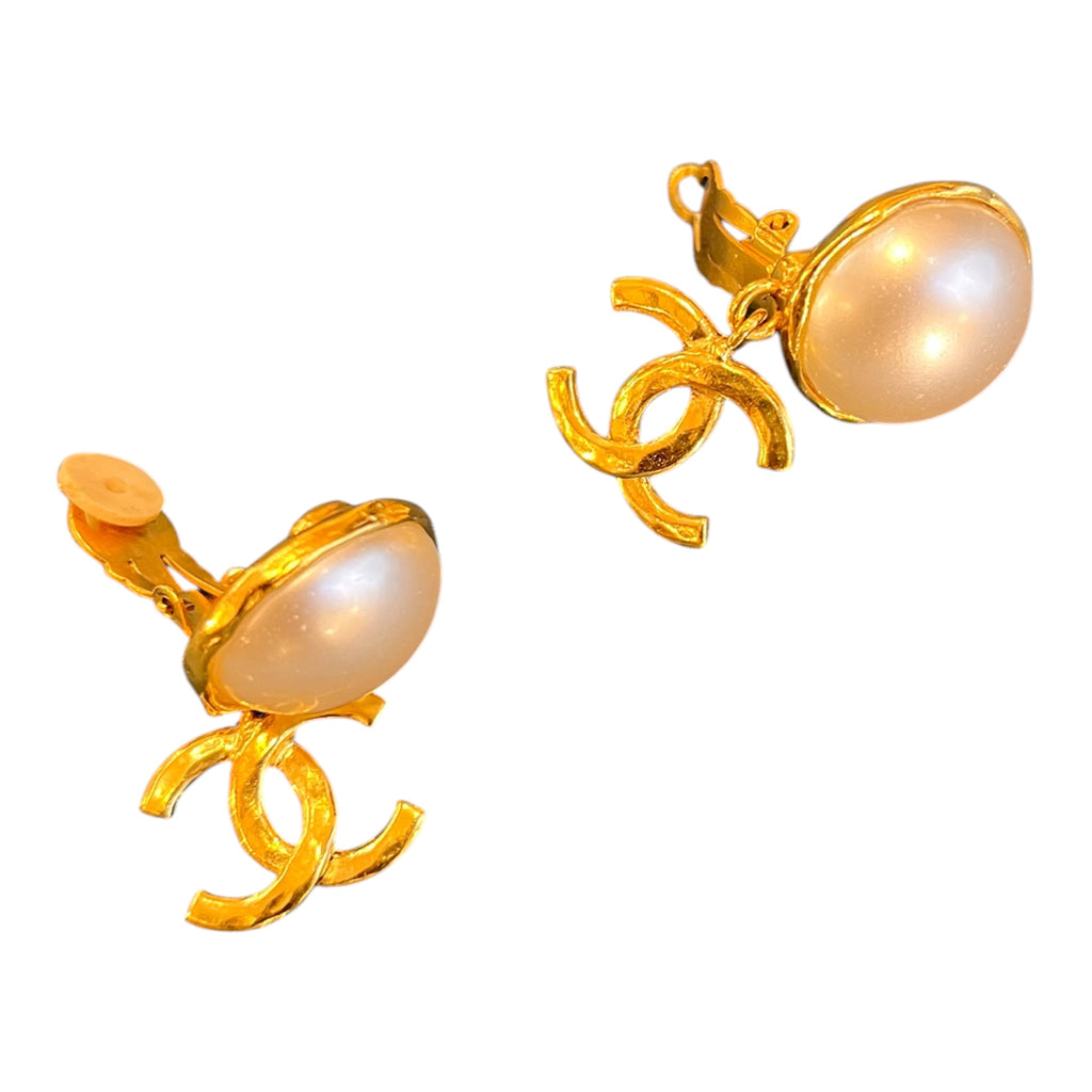 Chanel CC Golden Earrings