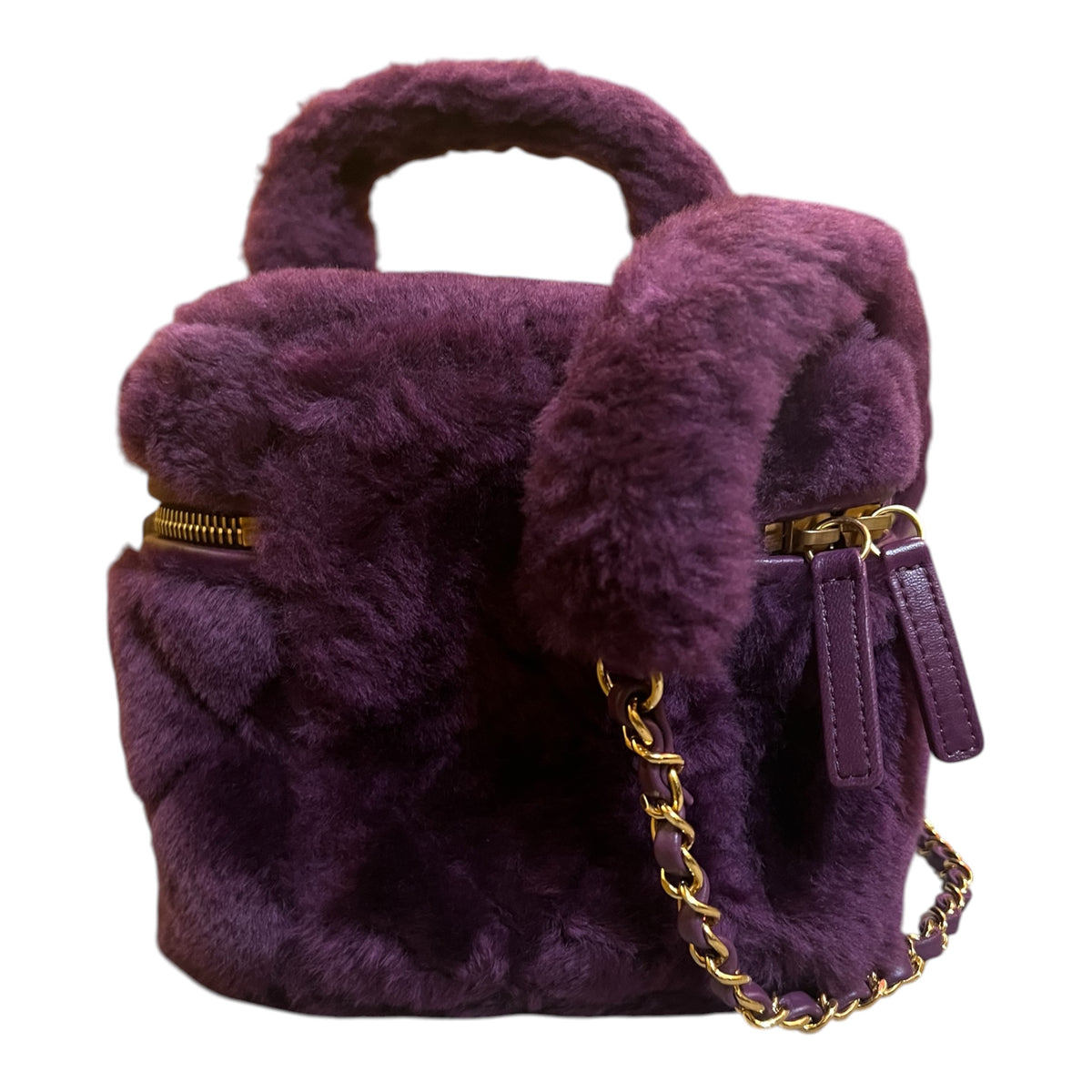 2021 Chanel Handbag Small Quilted Shearling Vanity Case
