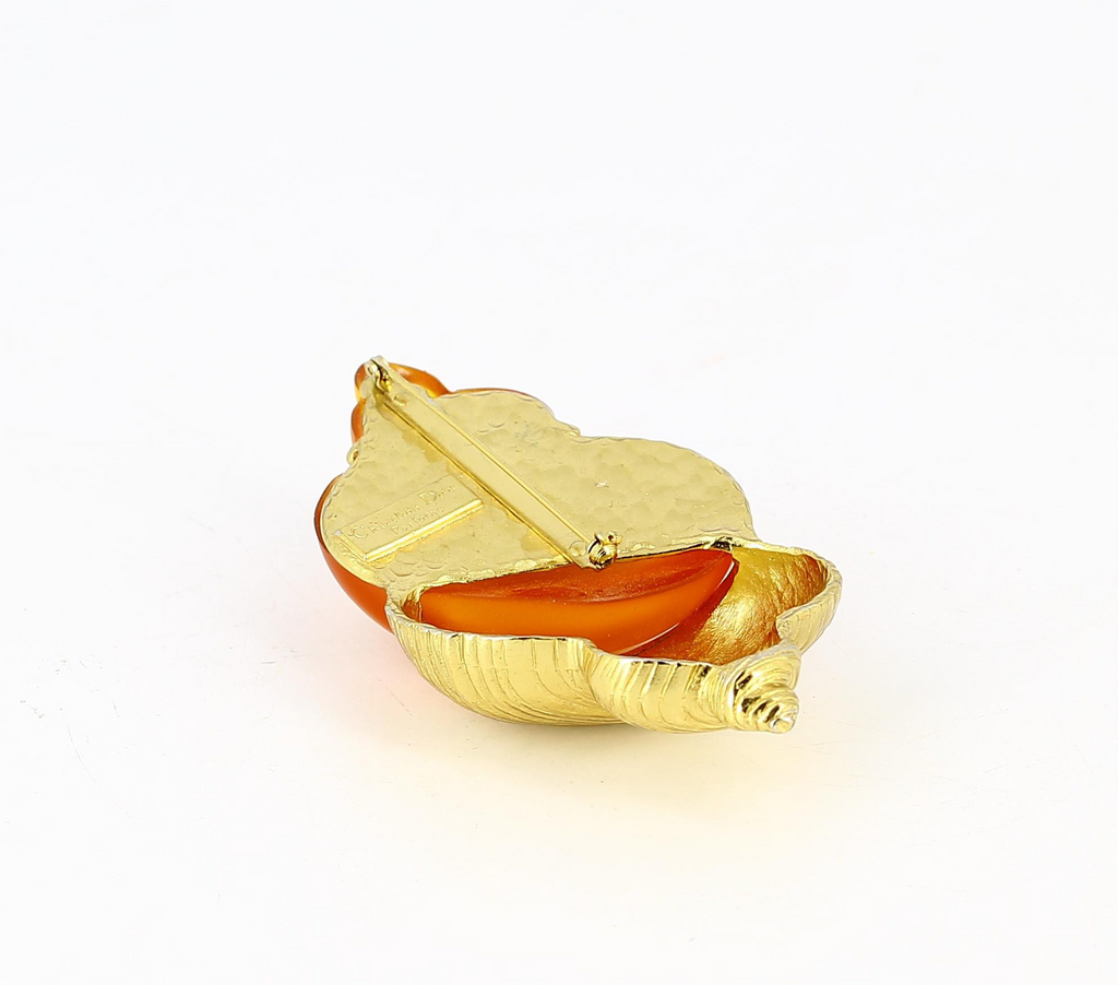 Christian Dior Brooch in the shape of a shell