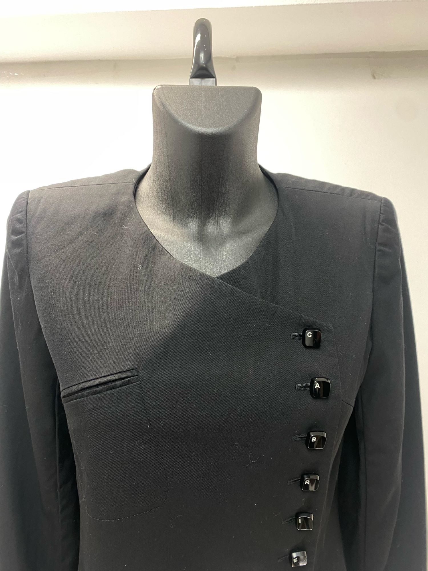 Chanel Black Jacket 00T (2000 collection "Gabrielle")