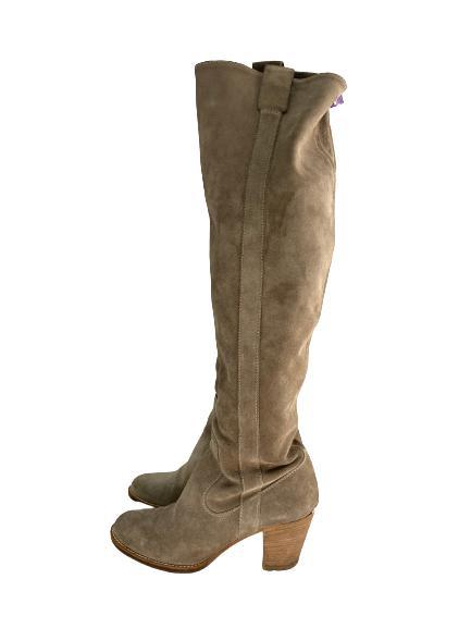 Christian Dior Beige Suède Boots