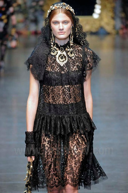 FW12 Dolce & Gabbana Black Lace Midi Dress with Crystal Bow Embroidery – Size 46