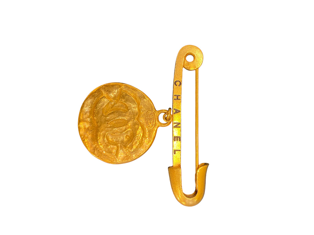 Chanel double C golden brooch