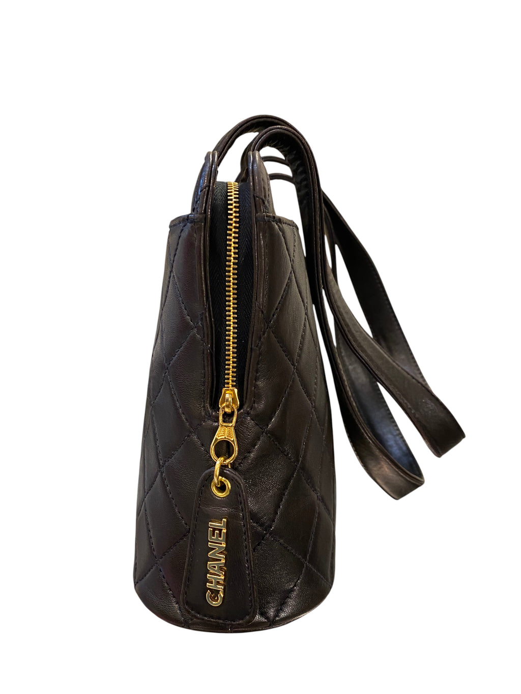 1996 Chanel handbag in quilted black leather