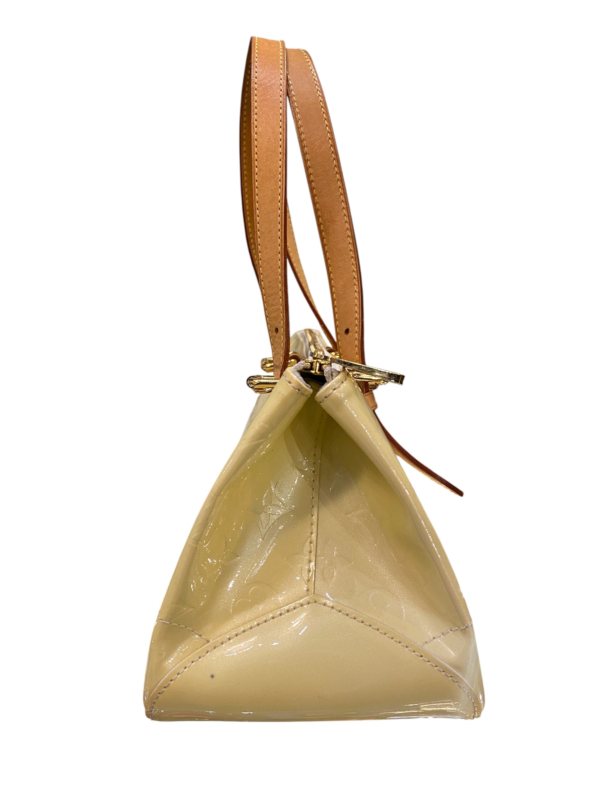 2008 Louis Vuitton handbag in beige monogram patent leather