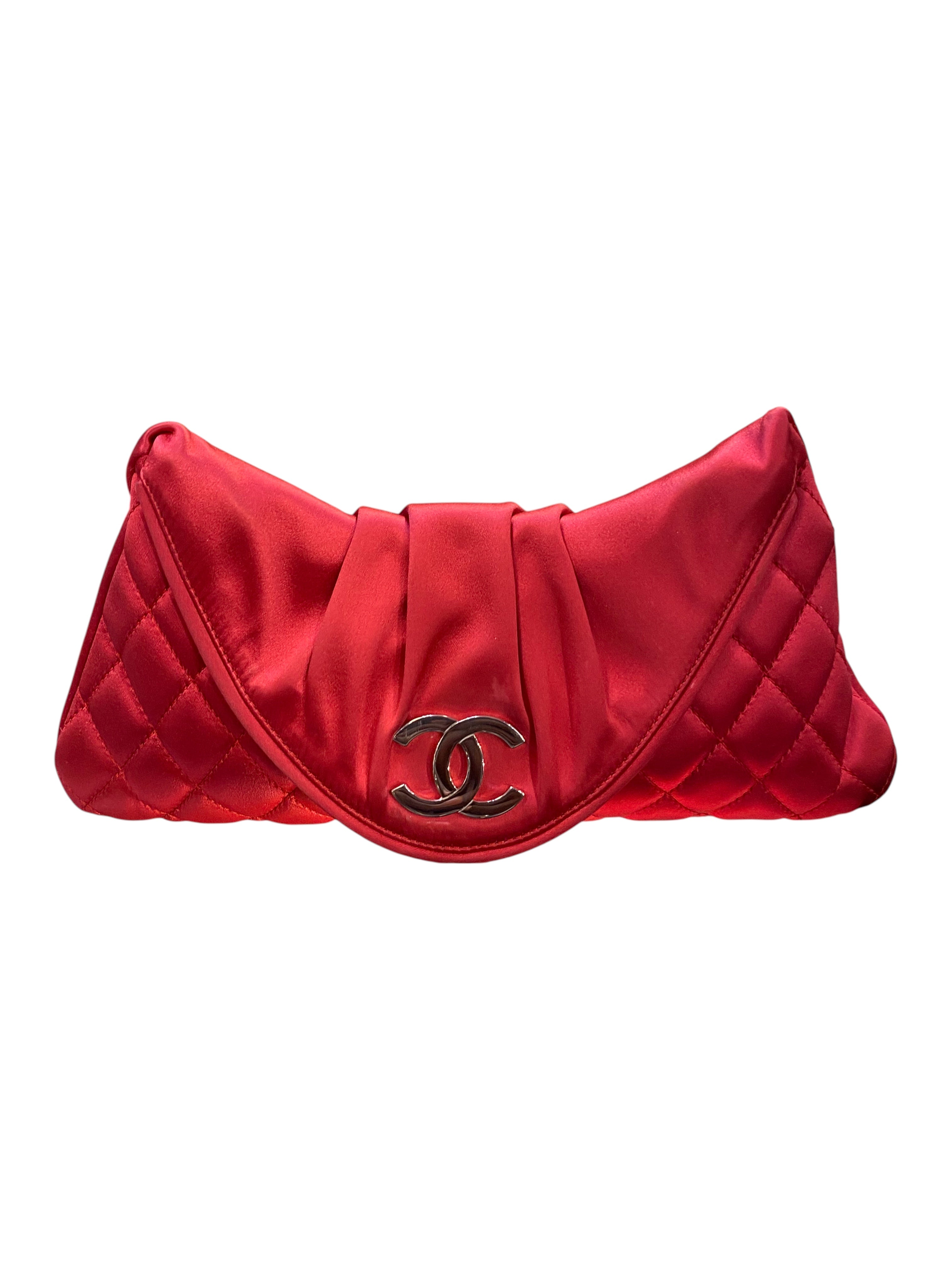 2009 Chanel pink satin clutch bag